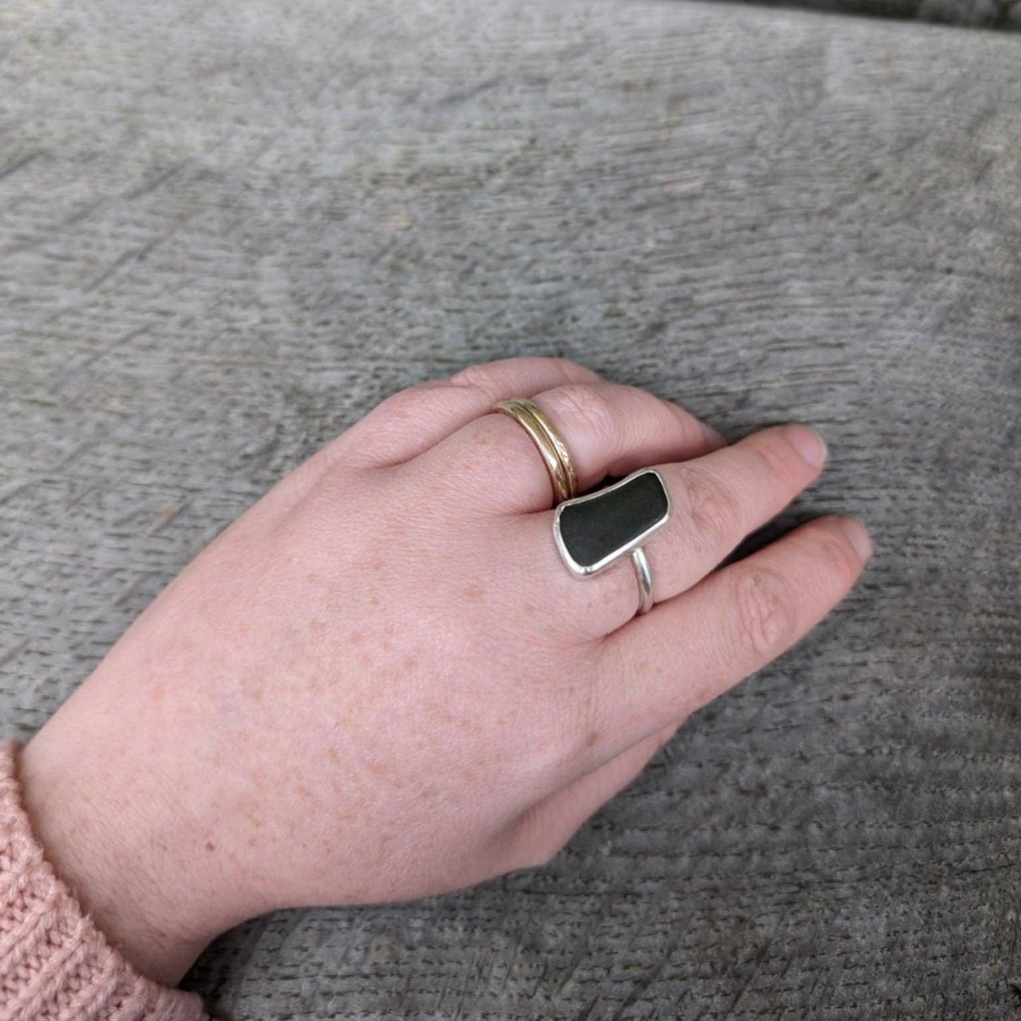 Adjustable Silver Sea Glass Ring - Sølv Lines