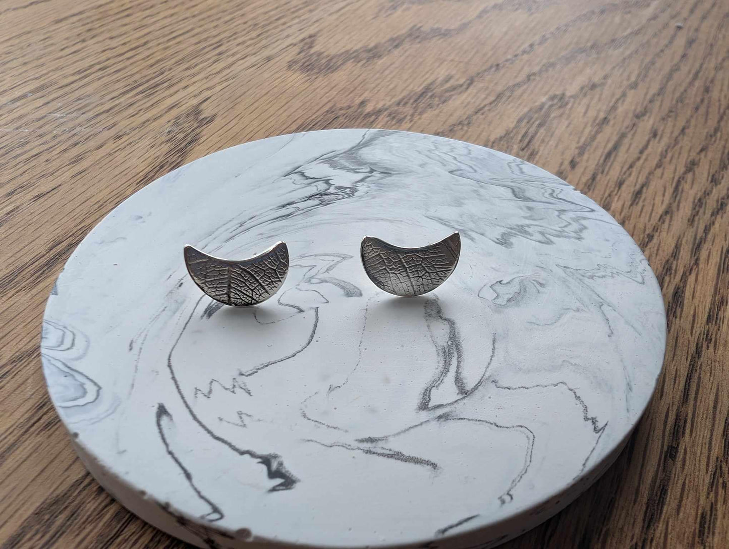 Moon Crescent Earring Studs - Sølv Lines