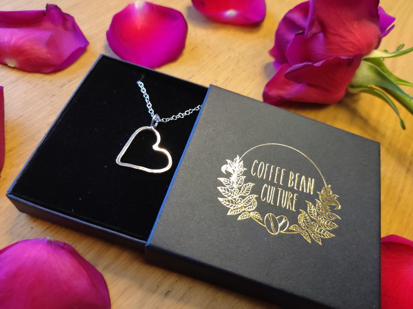 Silver Heart Necklace - Sølv Lines