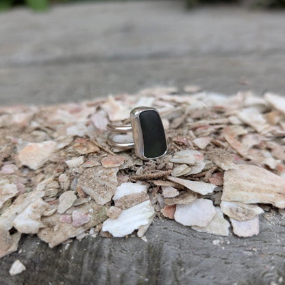 Adjustable Silver Sea Glass Ring - Sølv Lines