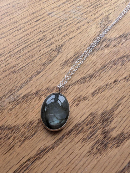 Sterling Silver Labradorite Necklace - Sølv Lines