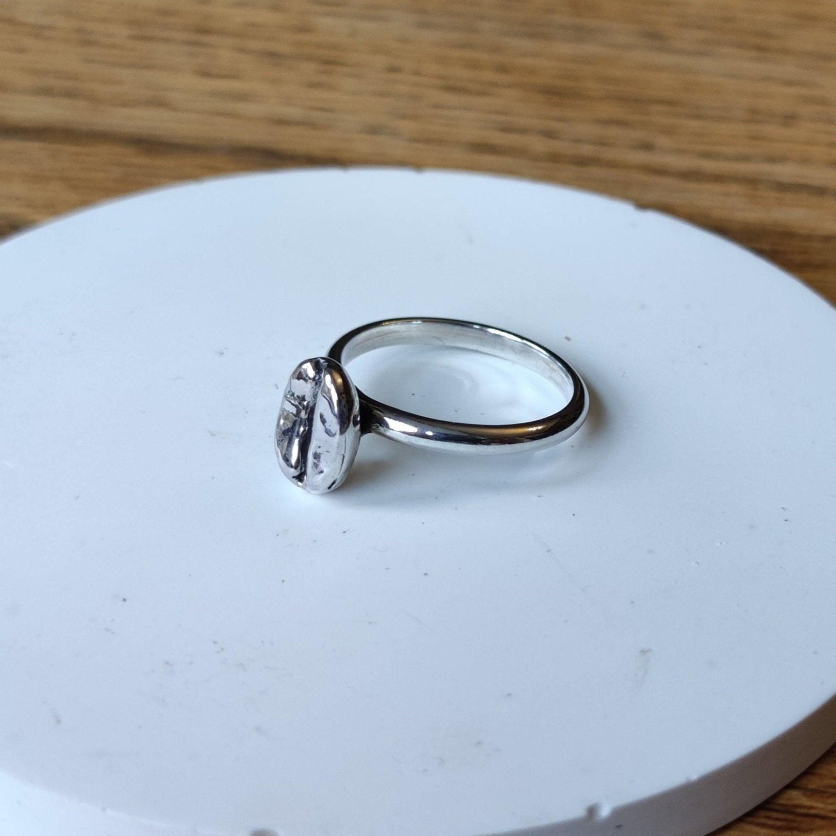 Fixed Band Colombian Coffee Bean Ring in sterling silver - Sølv Lines