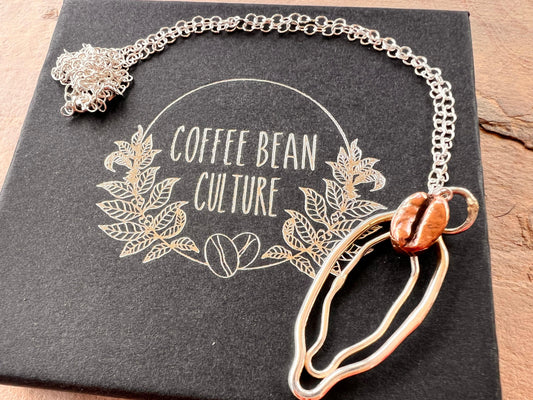 Sterling silver vulva necklace with red bronze coffee bean - Sølv Lines