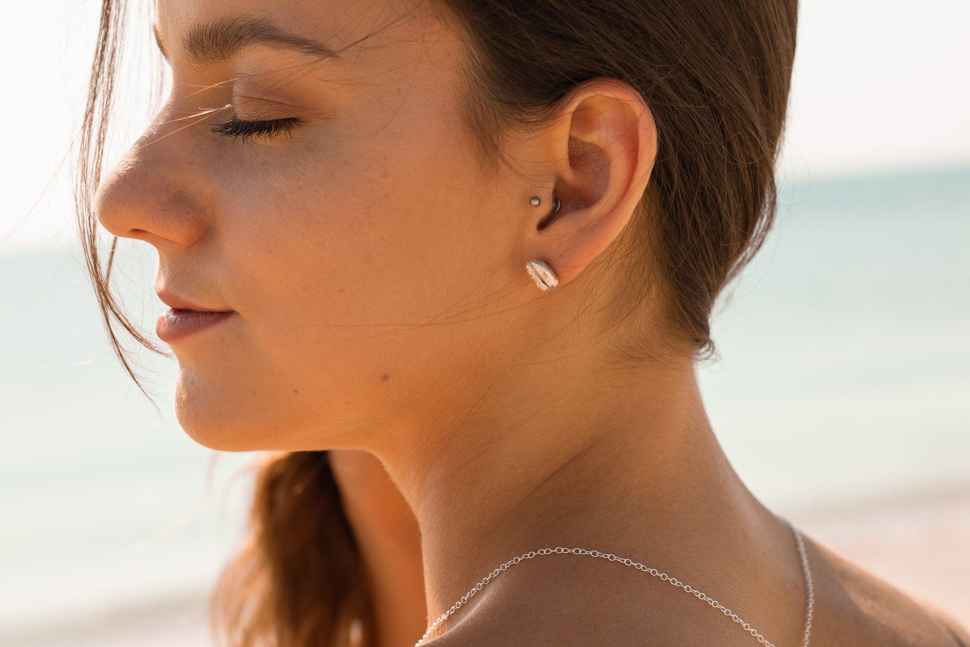 Sterling Silver Coffee Bean stud Earrings - Sølv Lines
