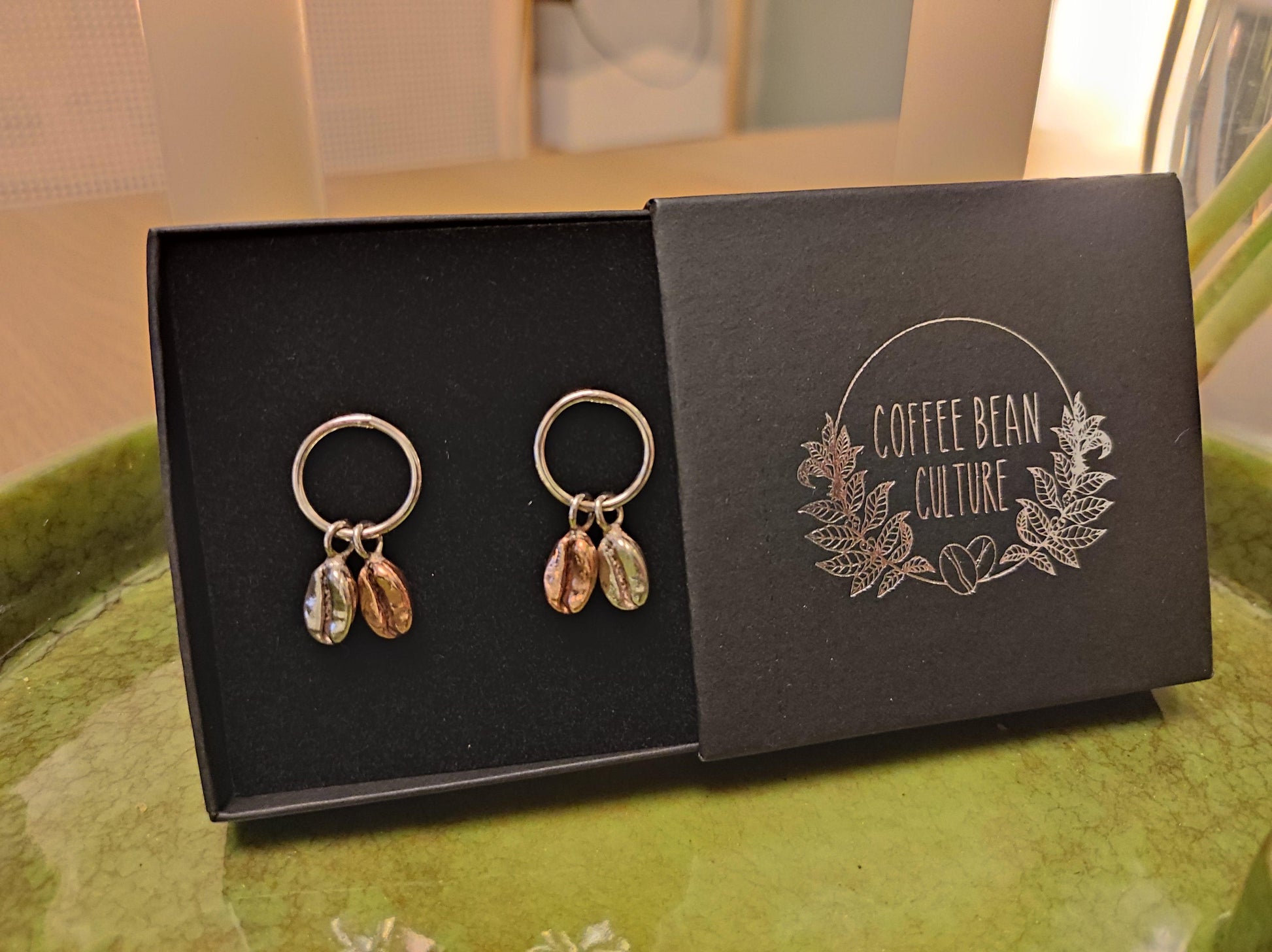 Double Coffee Bean Stud Earrings - Sølv Lines