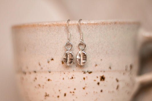 Sterling Silver Coffee Bean Drop Earrings - Sølv Lines
