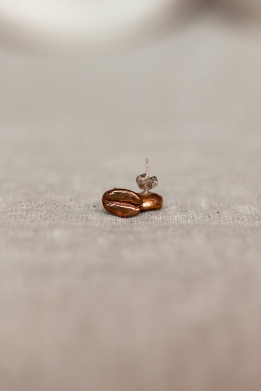 Red Bronze Coffee Bean stud Earrings - Sølv Lines