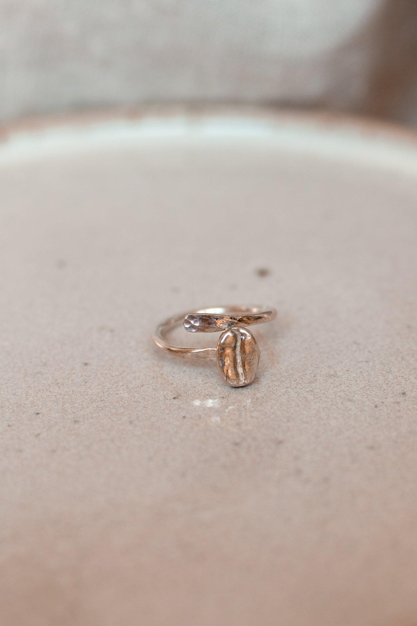 Fixed Band Colombian Coffee Bean Ring in sterling silver - Sølv Lines