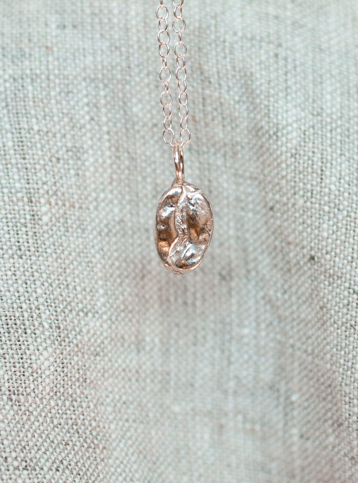 Guatemala Maragogype Sterling Silver Coffee Bean Necklace - Sølv Lines