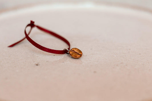 Red Bronze Colombian Coffee Bean Pendant Charm - Sølv Lines