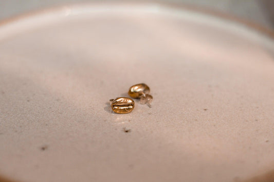 Brass Coffee Bean stud Earrings - Sølv Lines