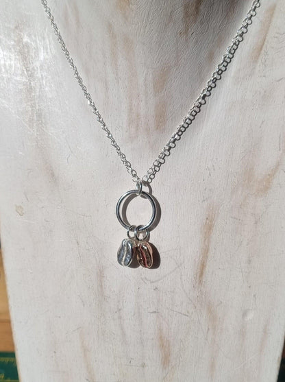 Twin Coffee Bean Necklace - Sølv Lines