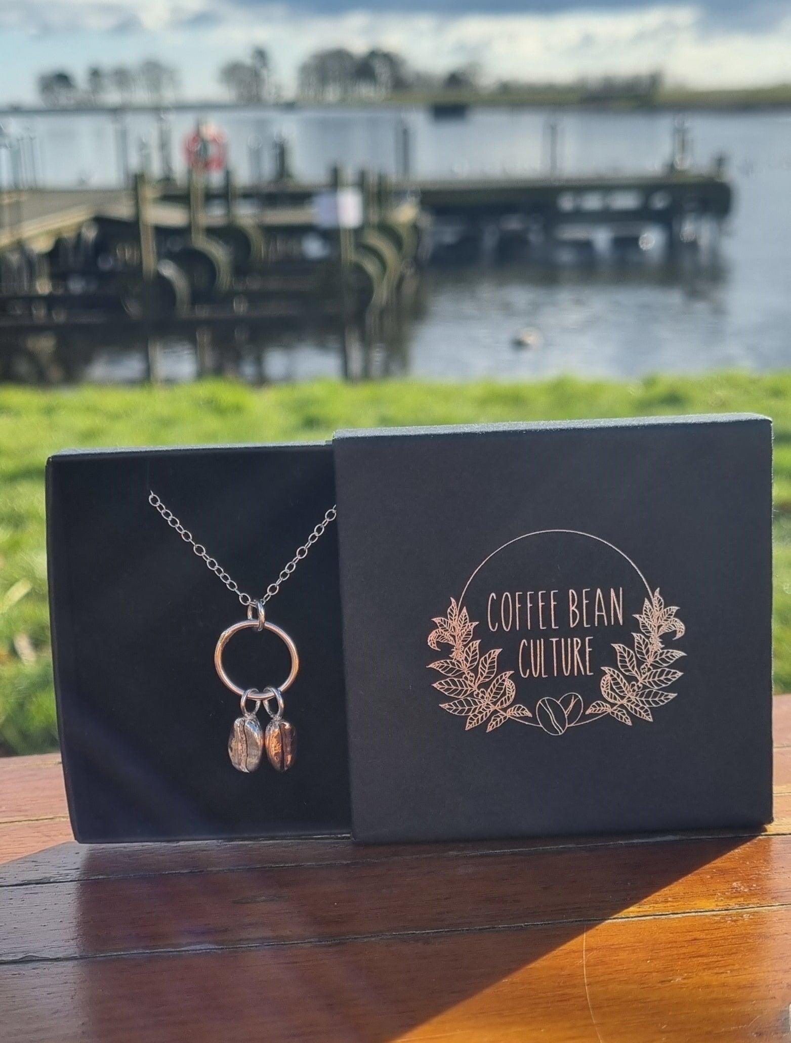 Twin Coffee Bean Necklace - Sølv Lines